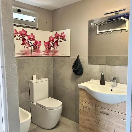Attico Gurne Bed & Breakfast 2*